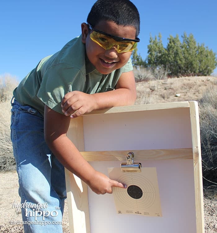 Get a Daisy BB Gun for Christmas! Plus a DIY Target Tutorial… 12 Days of Giveaways – Day 5