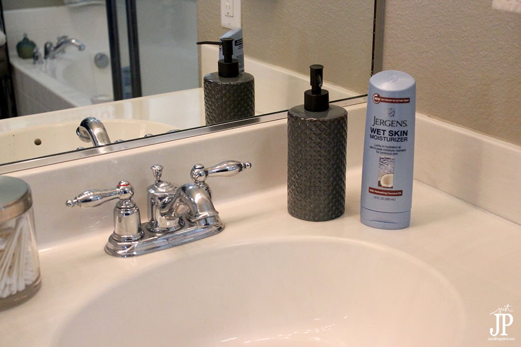 Keep Jergens Wet Skin Moisturizer by the Sink - Jpriest