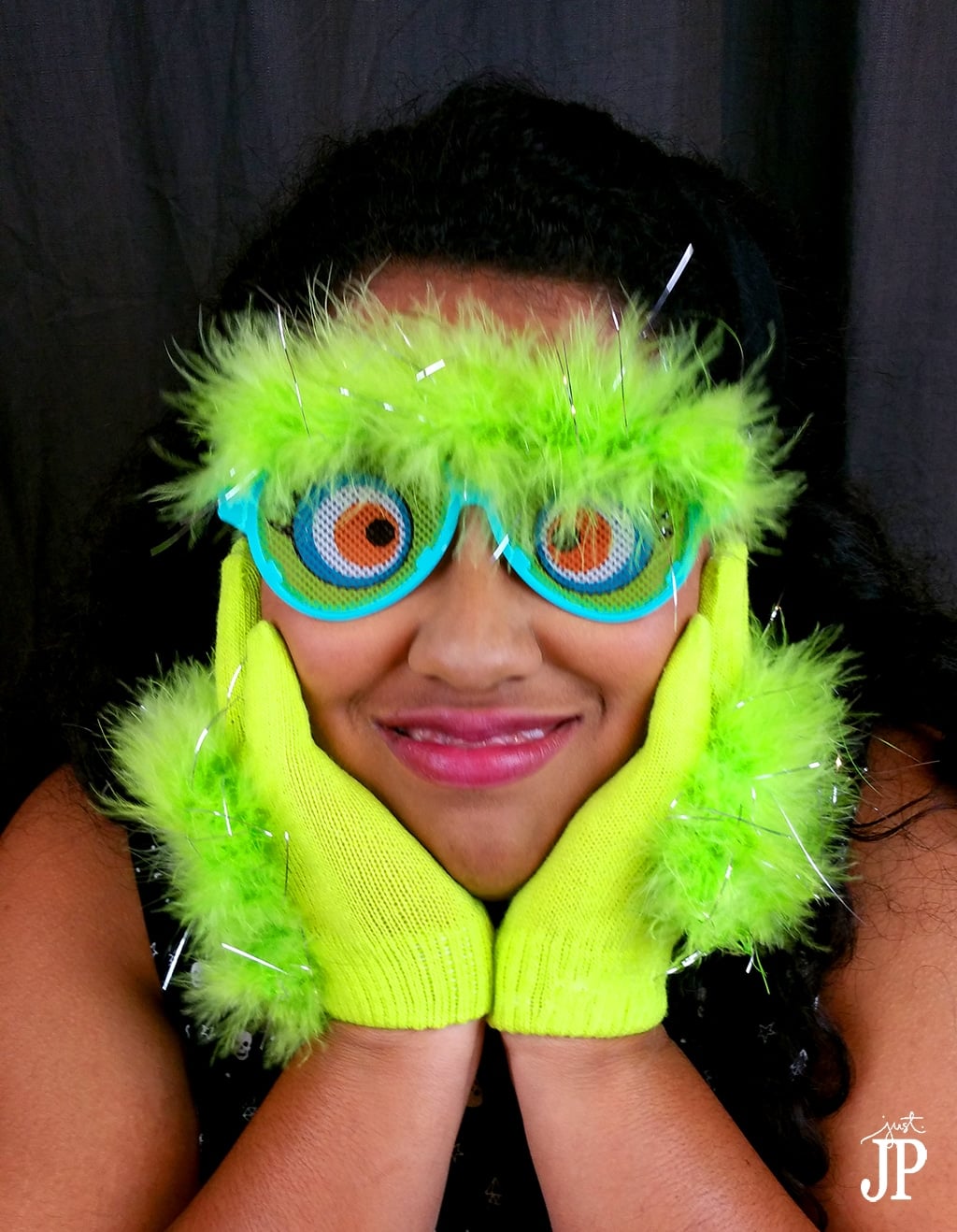 Monster-Hands-and-Glasses-JPriest
