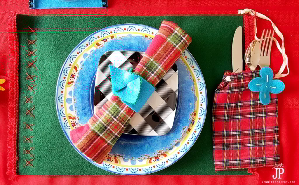 Felt DIY Placemats, Coasters, and Napkin Rings in Under 15 Minutes CraftLightning Holiday Edition