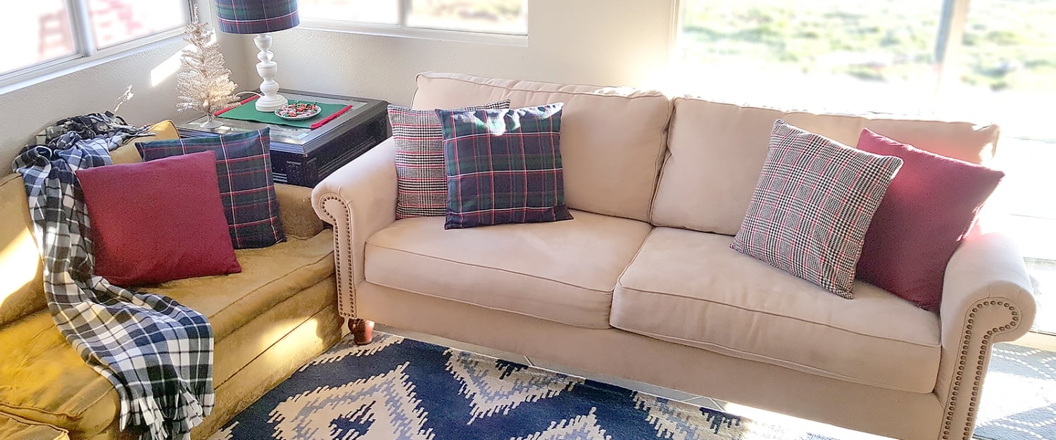 DIY Plaid Pillow Covers – Mad for Plaid #Plaid