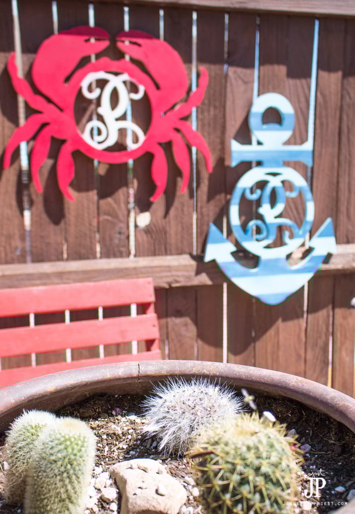 DIY-Cape-Cod-Patio-Decor-WAVERLY-Jennifer-Priest-PLAID