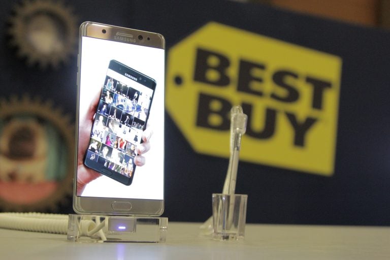 The ONE tool you need to help you save on your mobile phones!