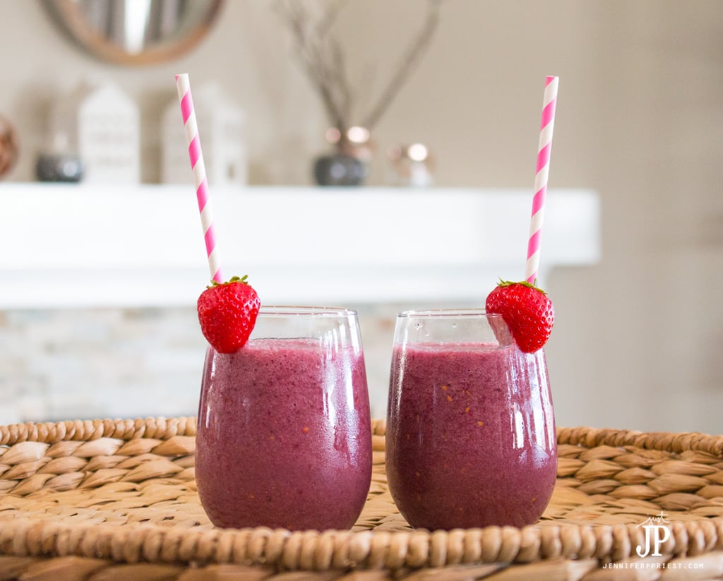 healthy-banana-berry-smoothie-recipe-emergen-c-drink-jenniferppriest