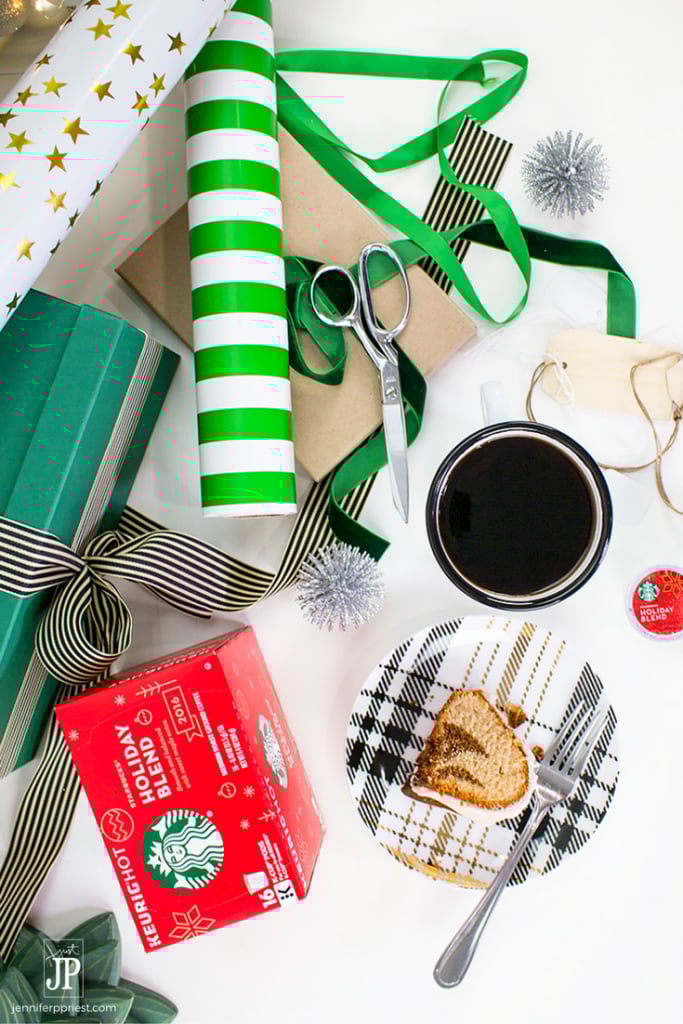 5 Easy Holiday Decorating and Christmas entertaining ideas with Starbucks Holiday Blend K-Cup pods and Starbucks Peppermint Mocha Latte Caffe K-Cup pods at Walmart