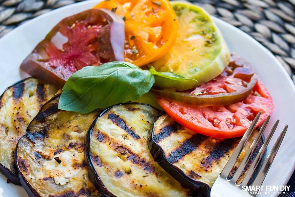 DELISH grilled eggplant and heirloom tomato salad recipe https://www.smartfundiy.com/mothers-day-lunch-grilled-eggplant/ #SoWorthIt