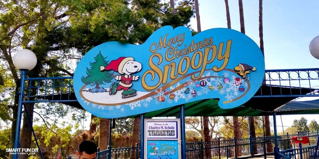 A Grandparents' Guide to Knott's Merry Farm - Smart Fun DIY. Every year around Thanksgiving the conversation comes up about what we should do for Christmas. #knott'smerryfarm #themepark #christmas