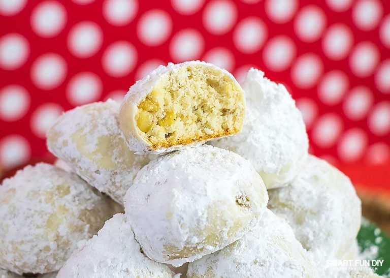 Mexican Wedding Cakes Recipe (or Russian Tea Cakes) Cookies