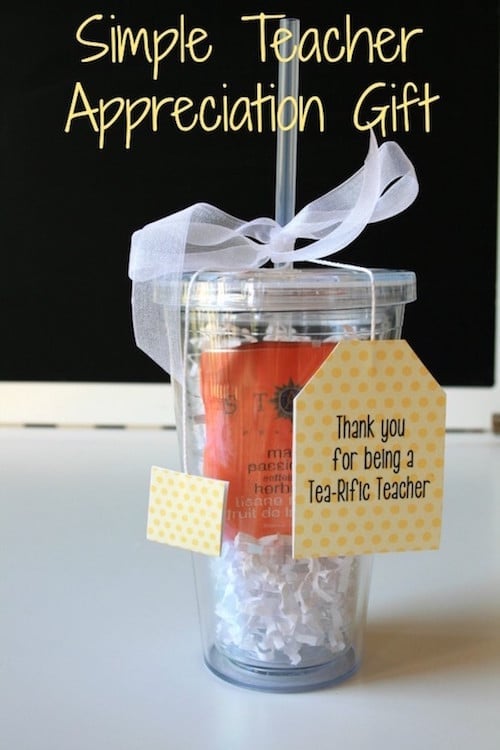 120-Creative-Ways-To-Give-Gift-Cards-And-Money-Smart-Fun-DIY #giftcardsideas #christmasideas