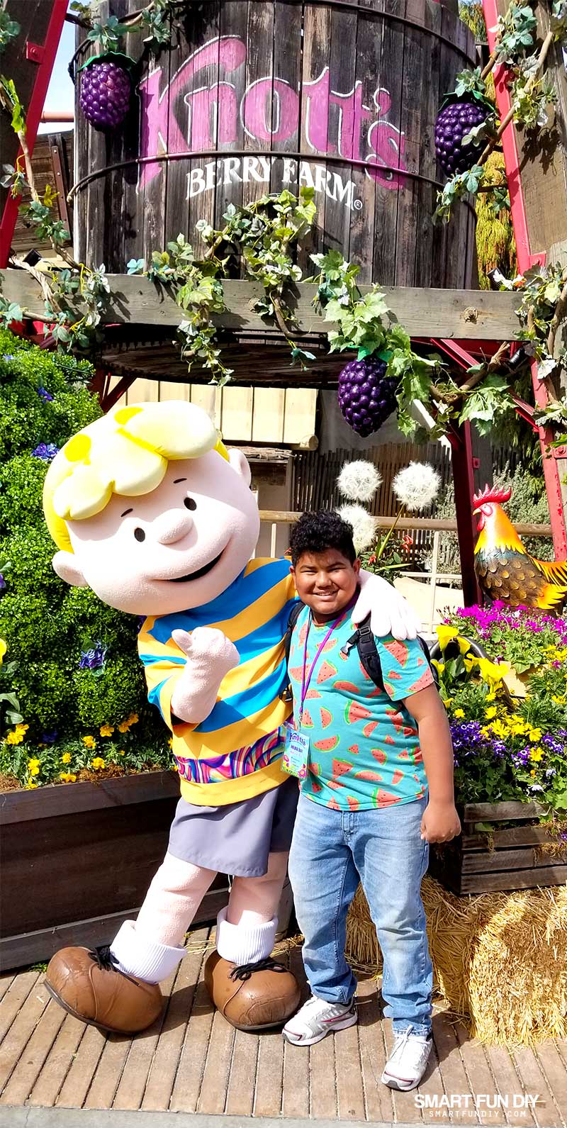 Kid photo with Schroeder at Knott's Berry Farm