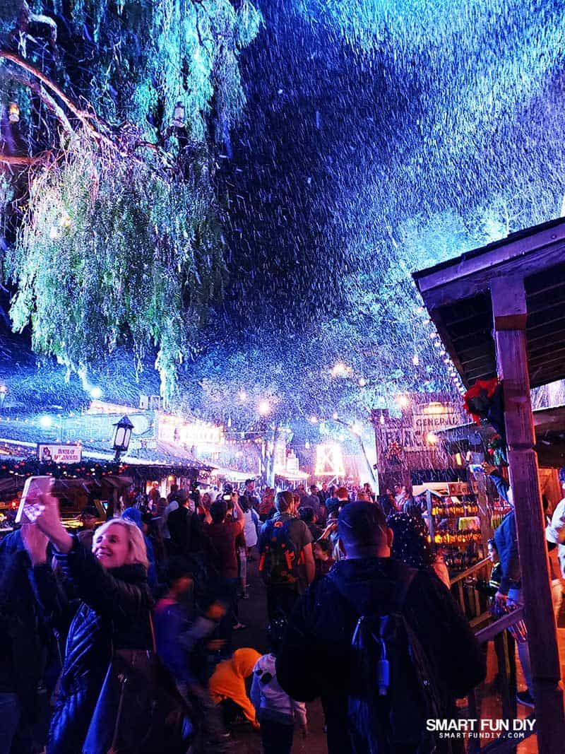 Snow and Glow at Knott's Merry Farm