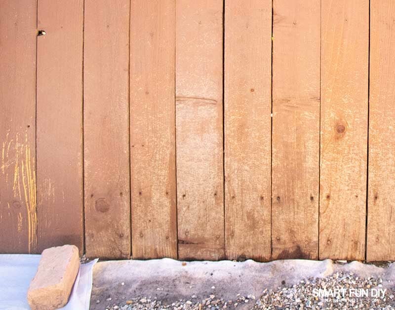Damaged dirty fence